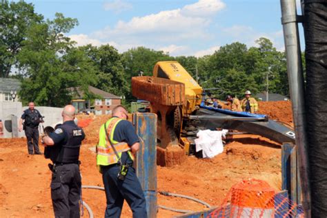 Worker killed when excavator tips in Florida